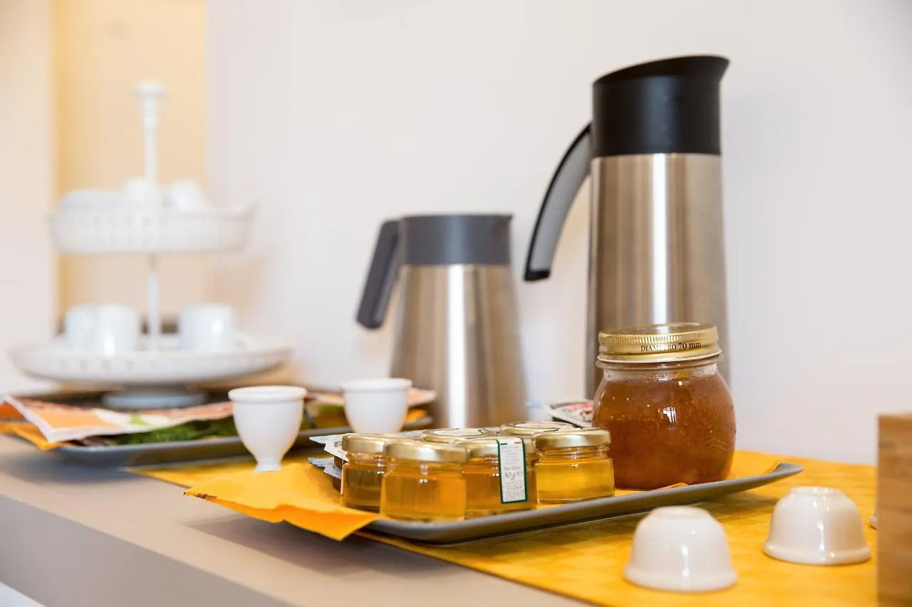 Bed & Breakfast Novantanove B&B Lecce